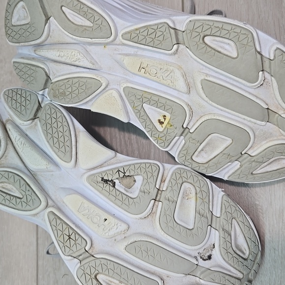 Hoka One One Mens Bondi 8 Athletic Running Shoes Sneakers Sz 9B - Picture 12 of 13